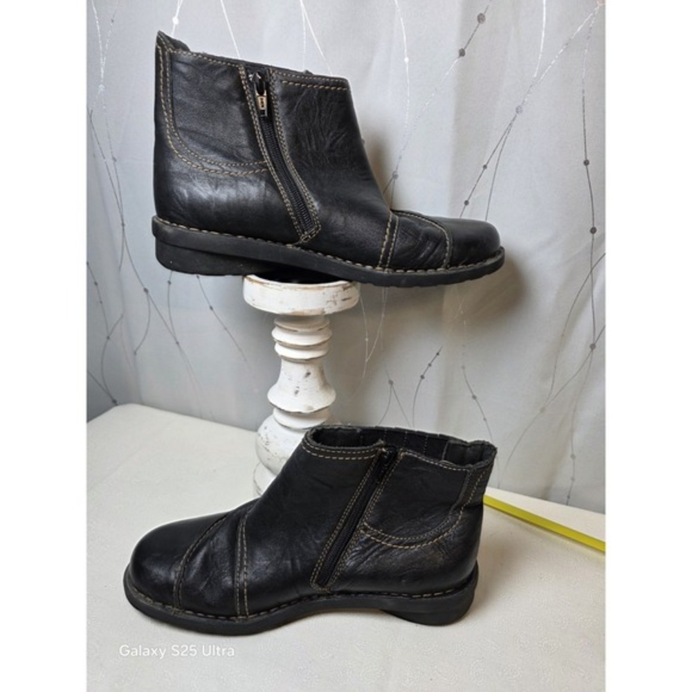 Clarks Womens Ankle Boot 7 Bendables Black Leather Comfort Zip Up Low Bootie